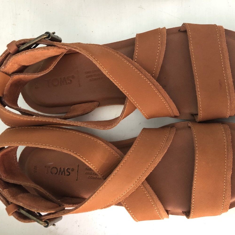 Toms sandals